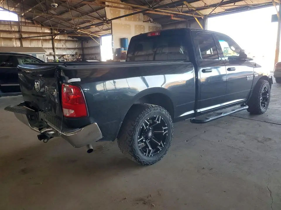 2016 RAM 1500 ST  