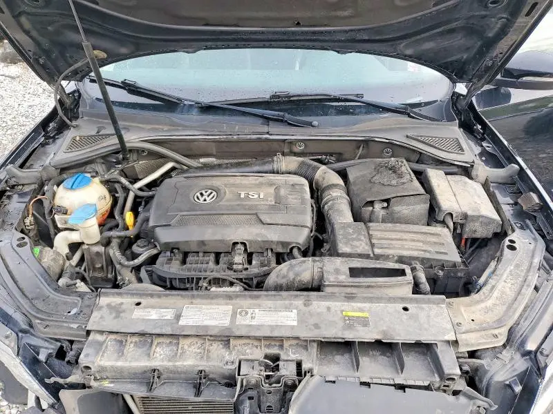 2016 VOLKSWAGEN PASSAT SE  