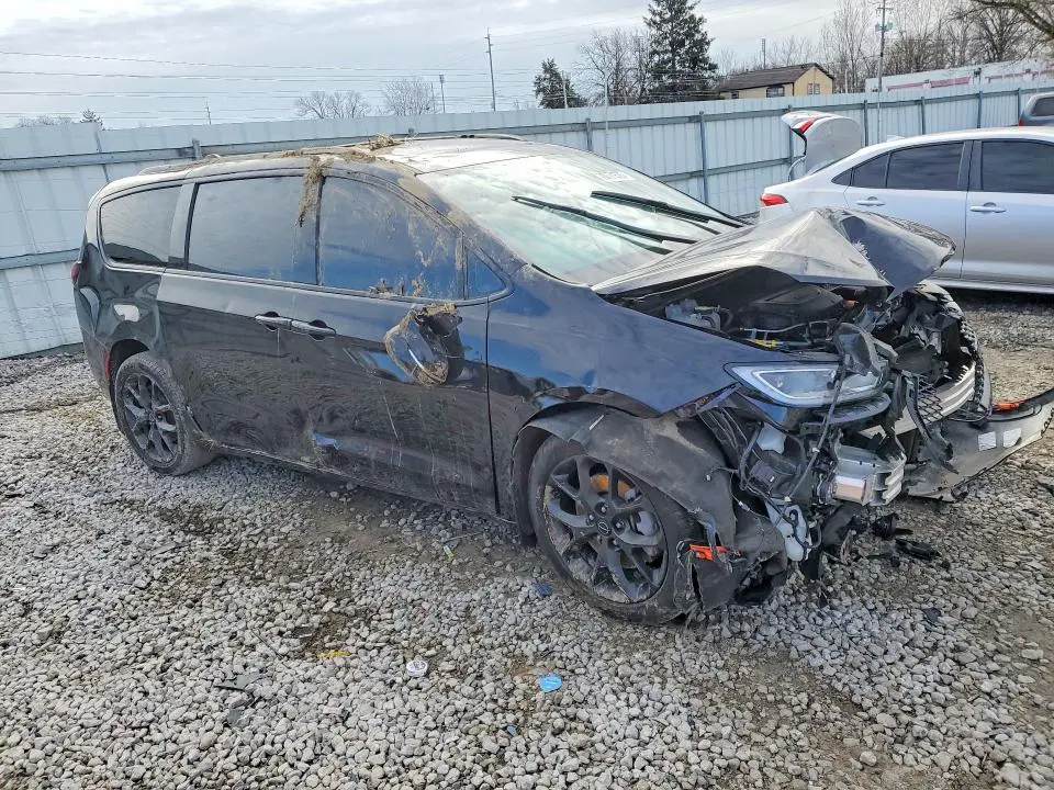 2025 CHRYSLER PACIFICA LIMITED  