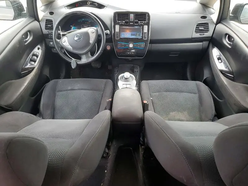 2016 NISSAN LEAF SV  