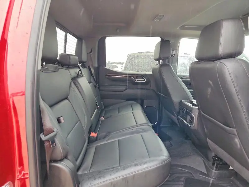 2025 GMC SIERRA K1500 SLT  