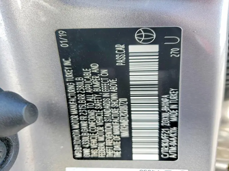 2019 TOYOTA C-HR XLE  