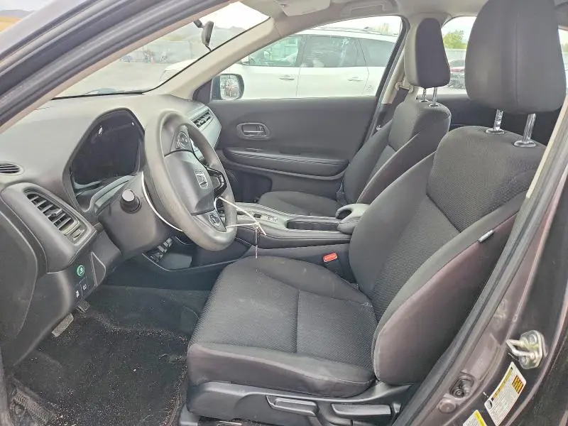 2016 HONDA HR-V LX  