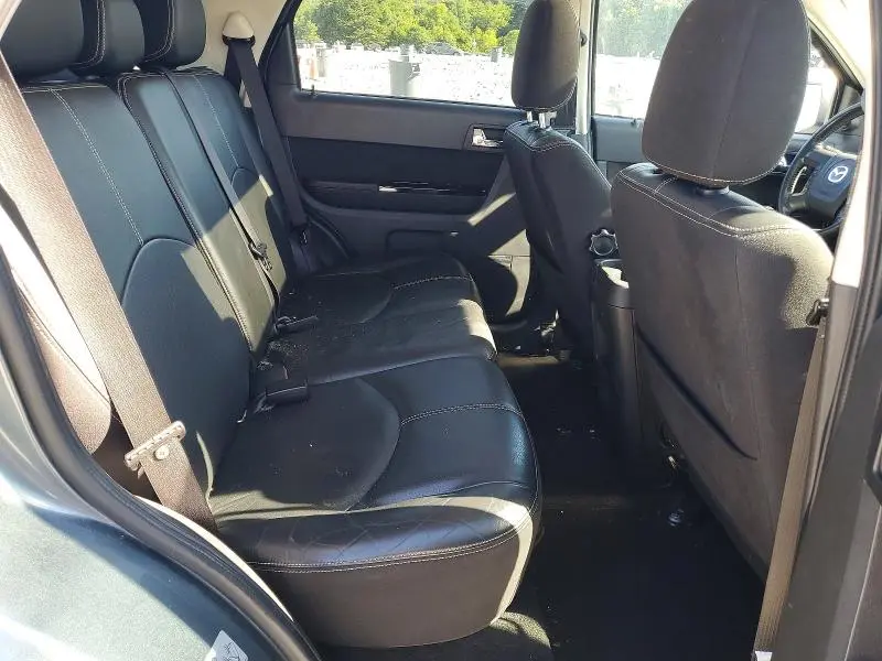 2011 MAZDA TRIBUTE S  