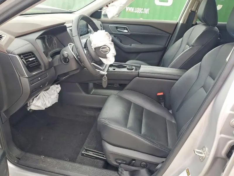 2021 NISSAN ROGUE SL  