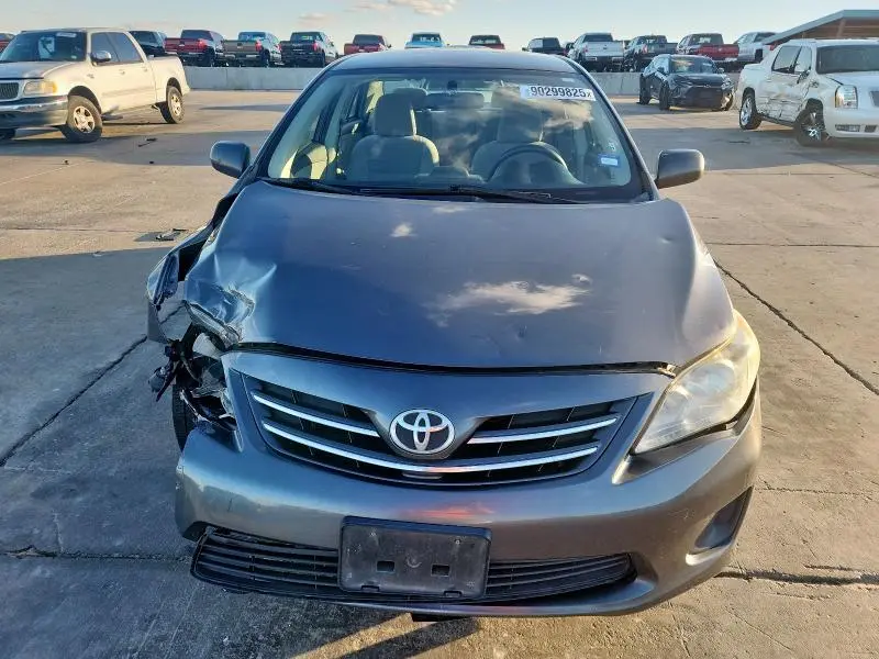 2013 TOYOTA COROLLA BASE  