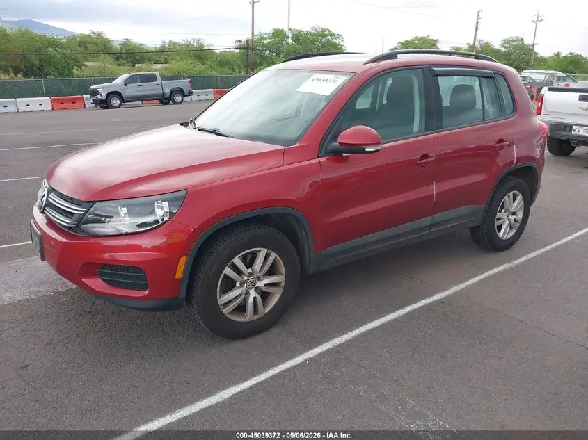 2015 VOLKSWAGEN TIGUAN S