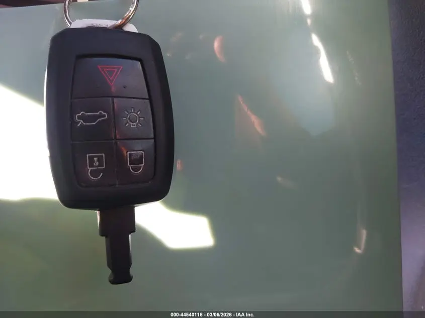 2013 VOLVO C30 T5