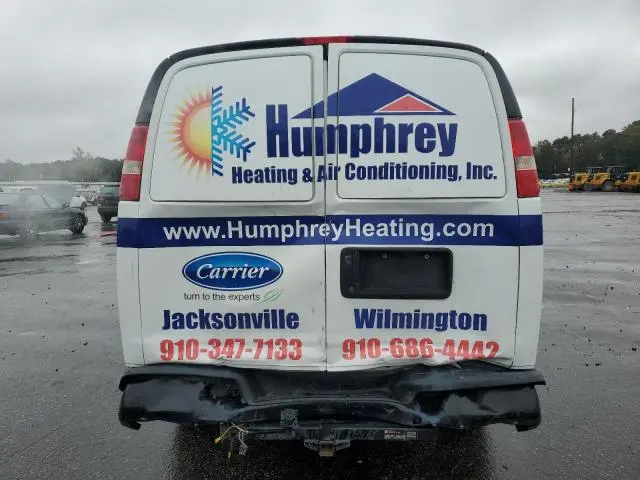 2017 GMC SAVANA G3500  