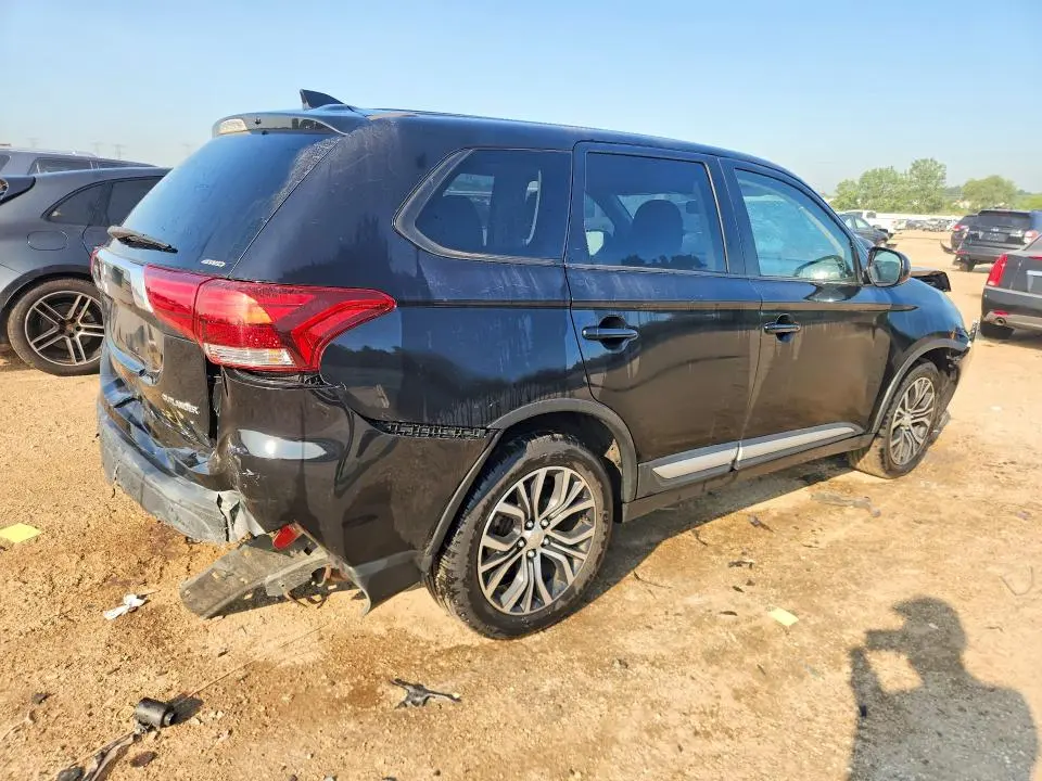 2018 MITSUBISHI OUTLANDER SE  