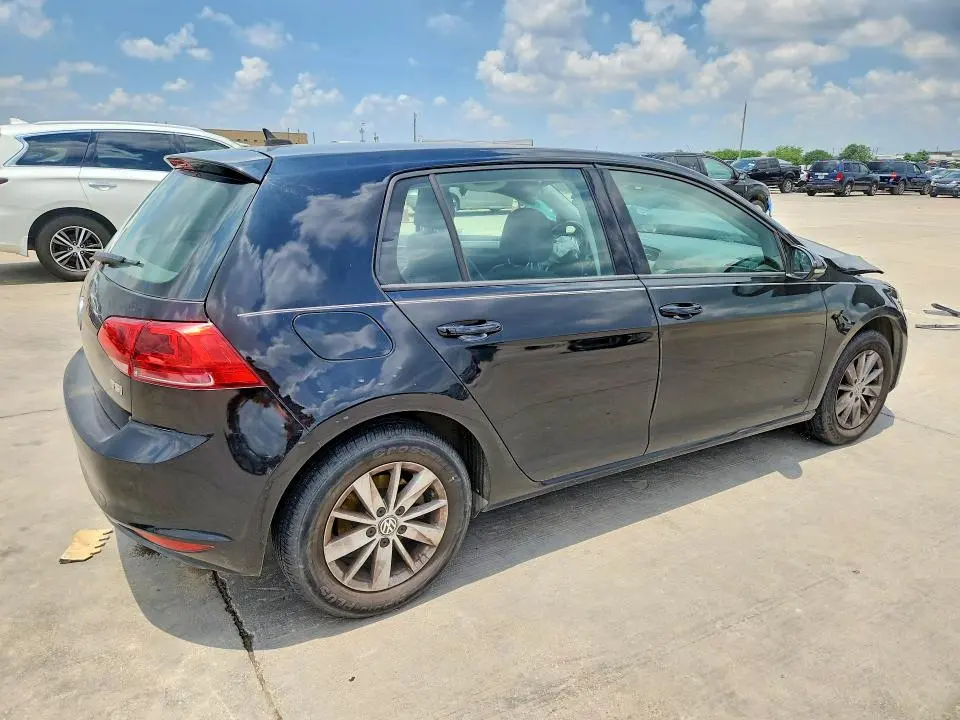 2015 VOLKSWAGEN GOLF   
