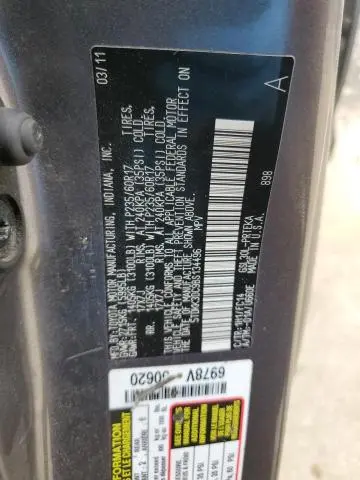 2011 TOYOTA SIENNA LE  