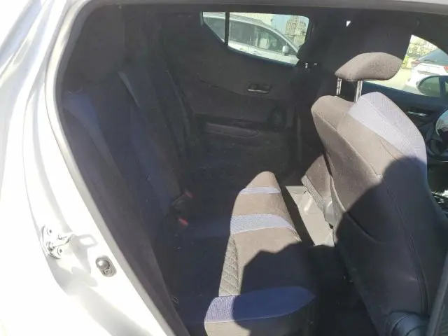 2020 TOYOTA C-HR XLE  