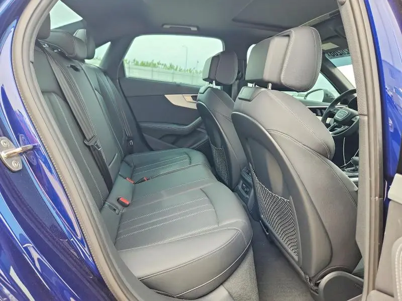 2025 AUDI A4 PRESTIGE 45  