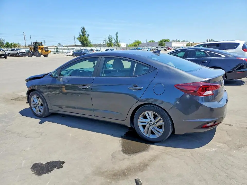2020 HYUNDAI ELANTRA SEL  