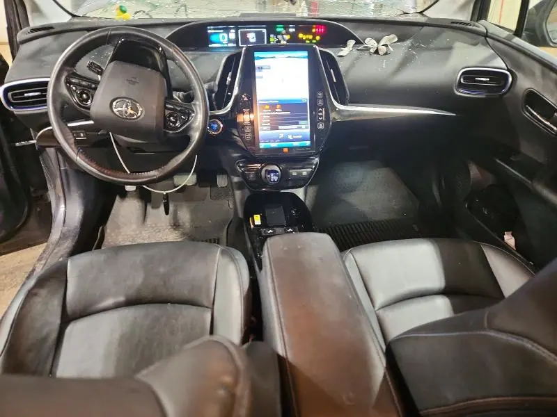 2021 TOYOTA PRIUS LIMITED  