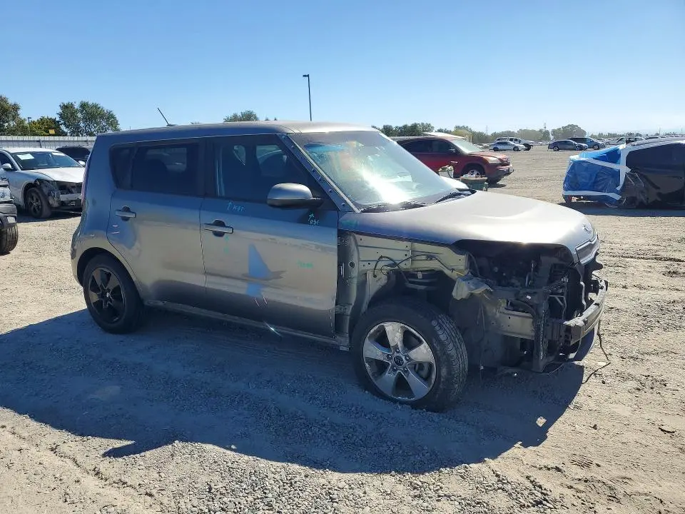 2018 KIA SOUL BASE  
