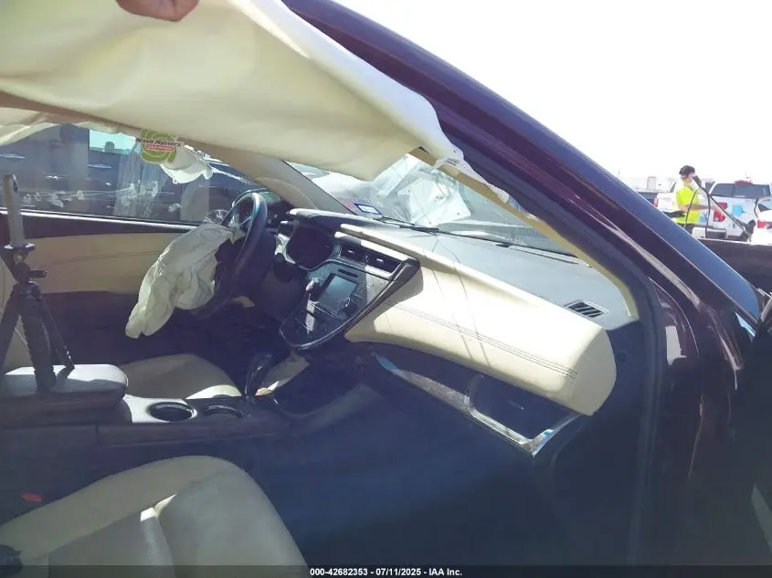 2015 TOYOTA AVALON HYBRID LIMITED