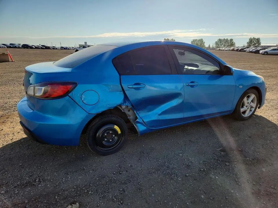 2010 MAZDA 3 I  