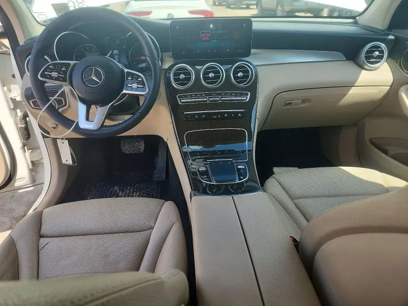 2020 MERCEDES-BENZ GLC 300  