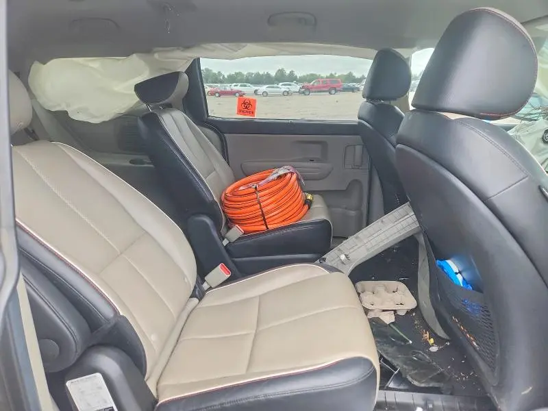 2019 KIA SEDONA EX  