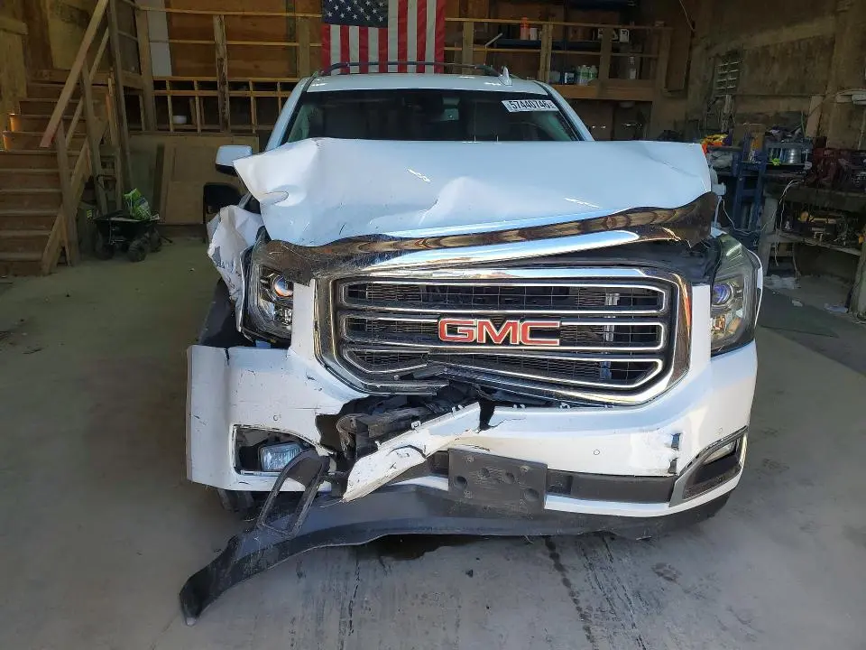 2016 GMC YUKON XL K1500 SLE  