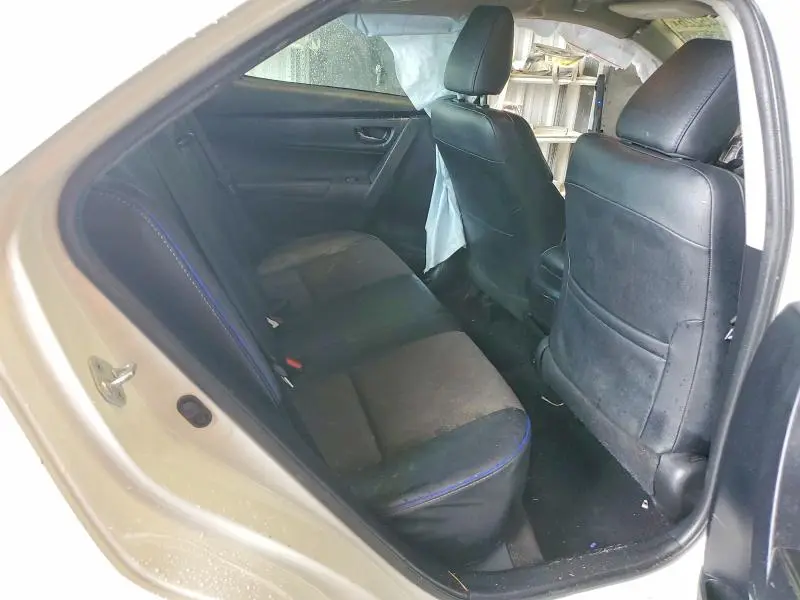 2017 TOYOTA COROLLA SE  