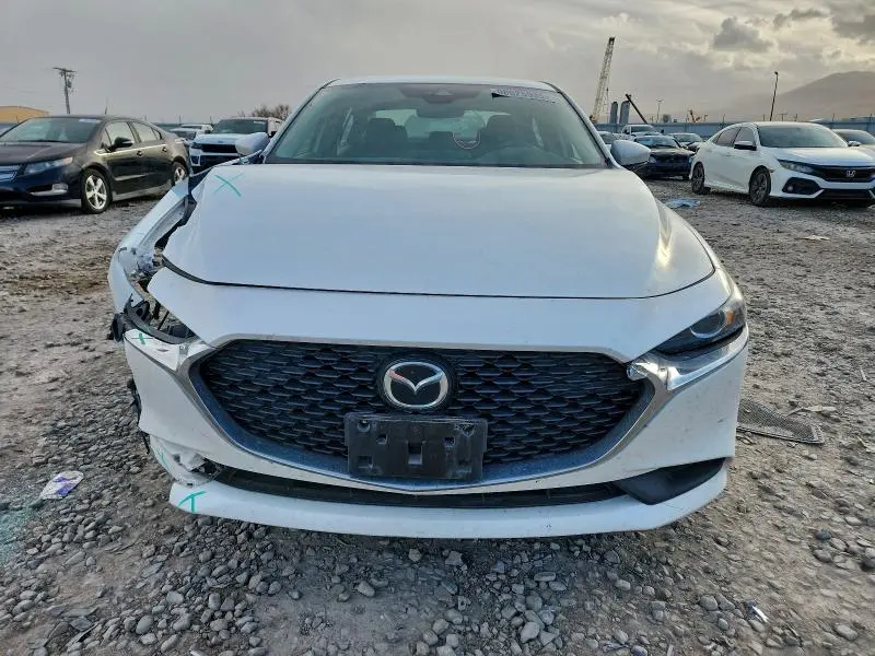 2021 MAZDA 3   