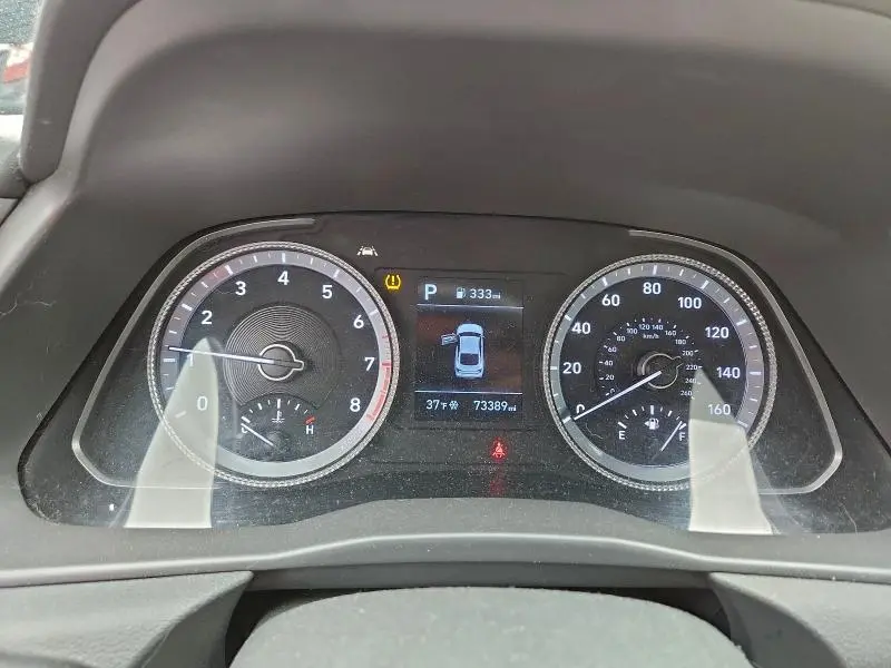 2021 HYUNDAI SONATA SE  