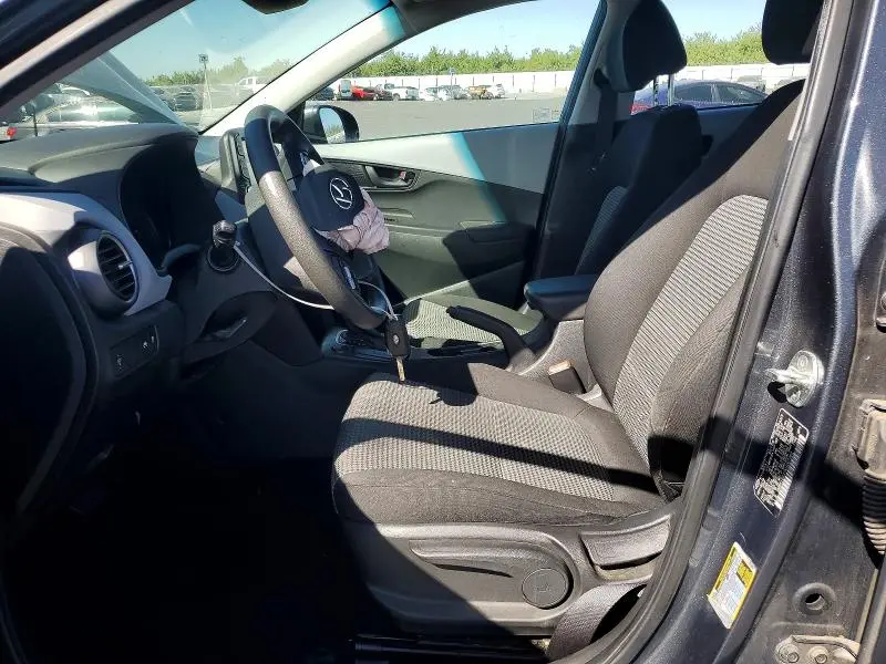 2019 HYUNDAI KONA SE  