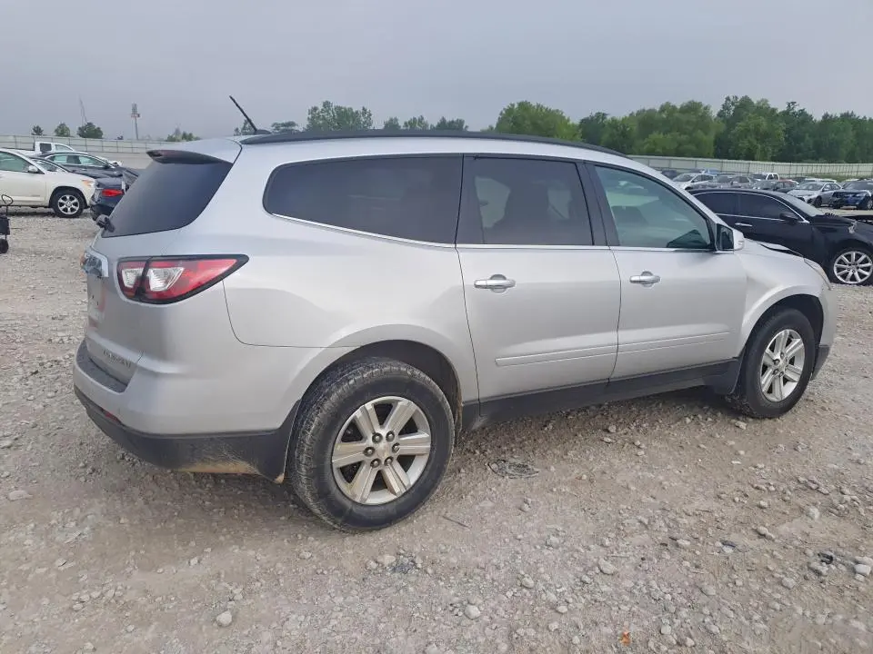 2014 CHEVROLET TRAVERSE LT  
