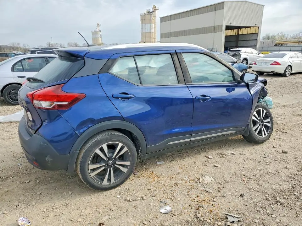2019 NISSAN KICKS SR  