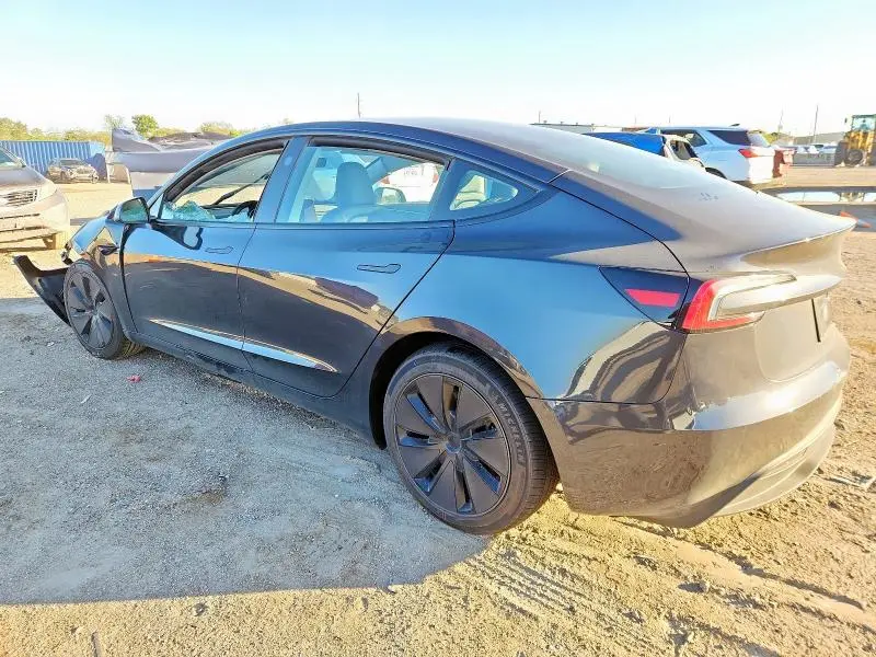 2025 TESLA MODEL 3   