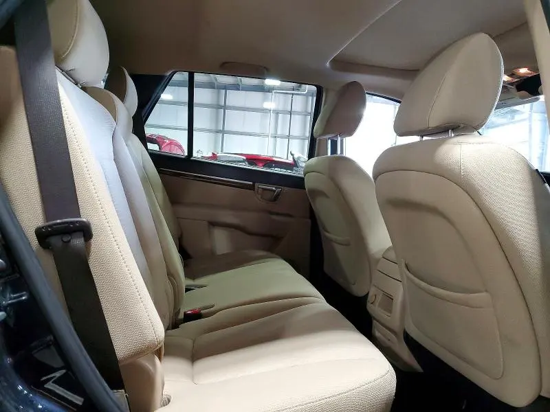 2010 HYUNDAI SANTA FE GLS  