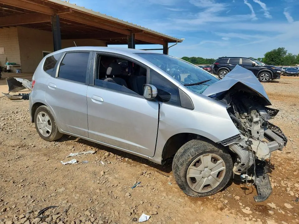 2013 HONDA FIT   