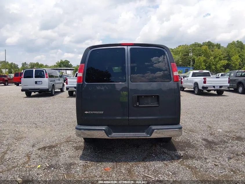 2017 CHEVROLET EXPRESS 3500 LT