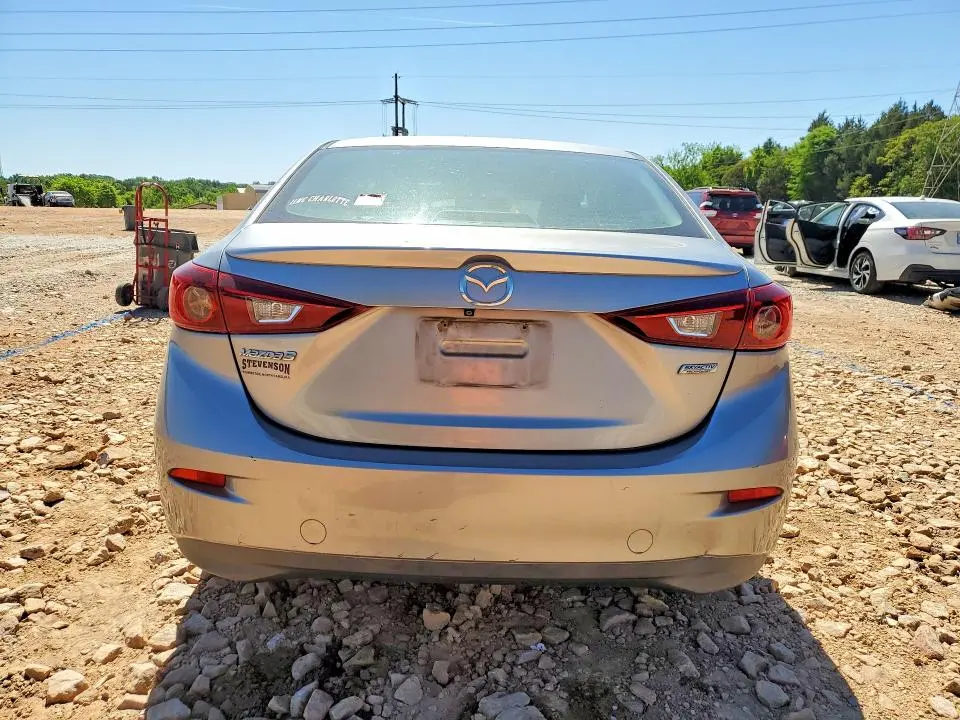 2015 MAZDA 3 TOURING  