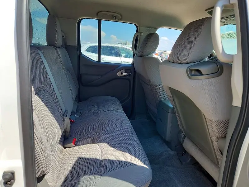 2012 NISSAN FRONTIER S  