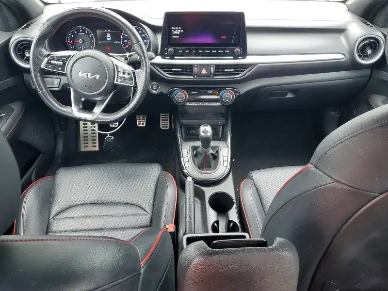 2023 KIA FORTE GT  