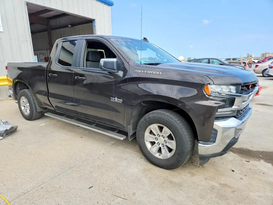 2019 CHEVROLET SILVERADO C1500 LT  