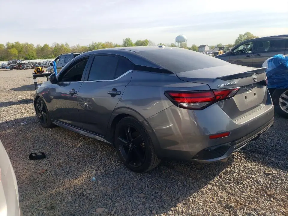 2024 NISSAN SENTRA SR  