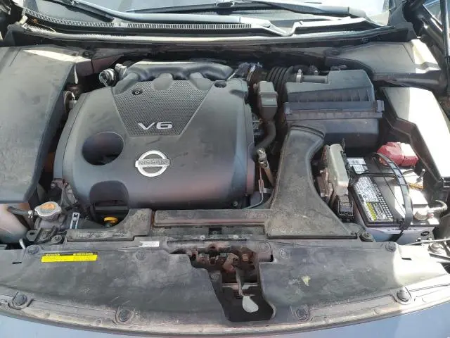 2013 NISSAN MAXIMA S  