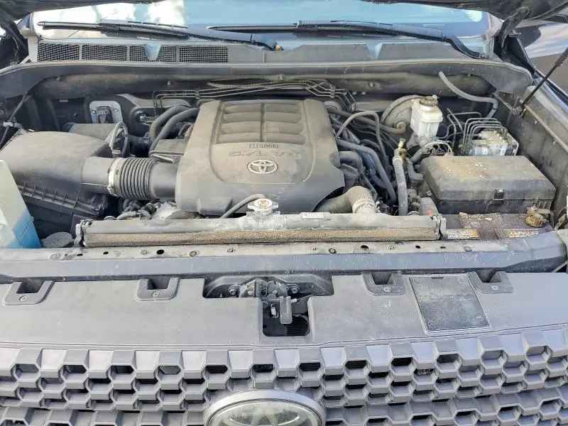 2019 TOYOTA TUNDRA SR5  