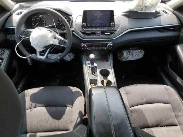 2022 NISSAN ALTIMA SV  