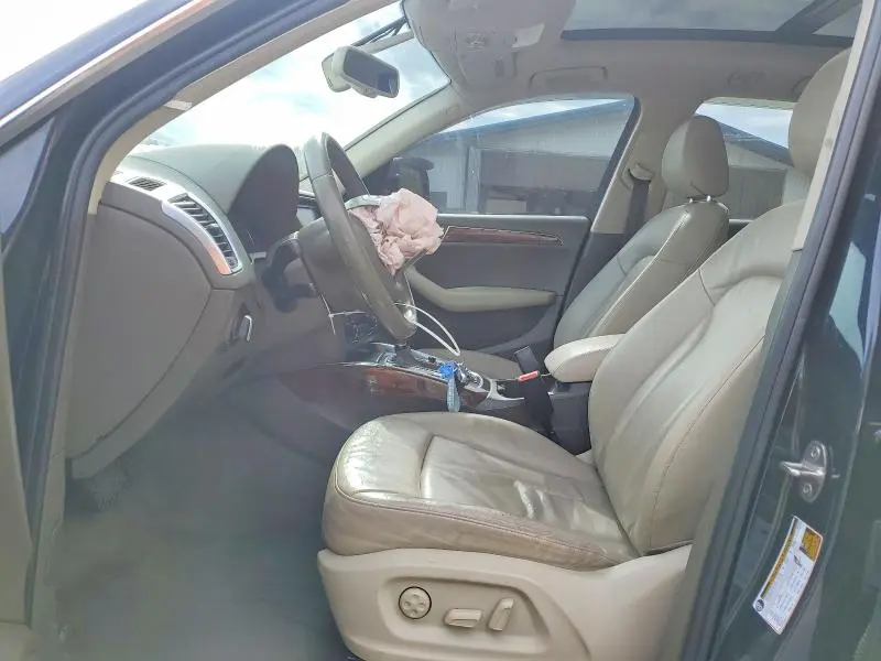 2011 AUDI Q5 PREMIUM PLUS  