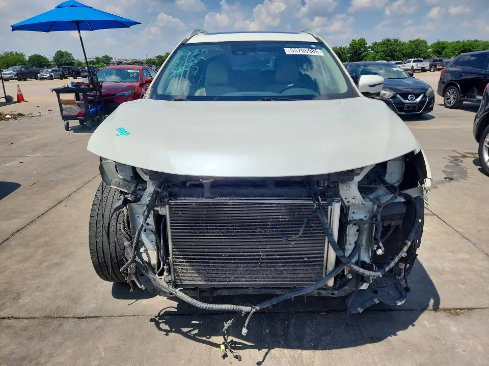 2017 NISSAN ROGUE SL  