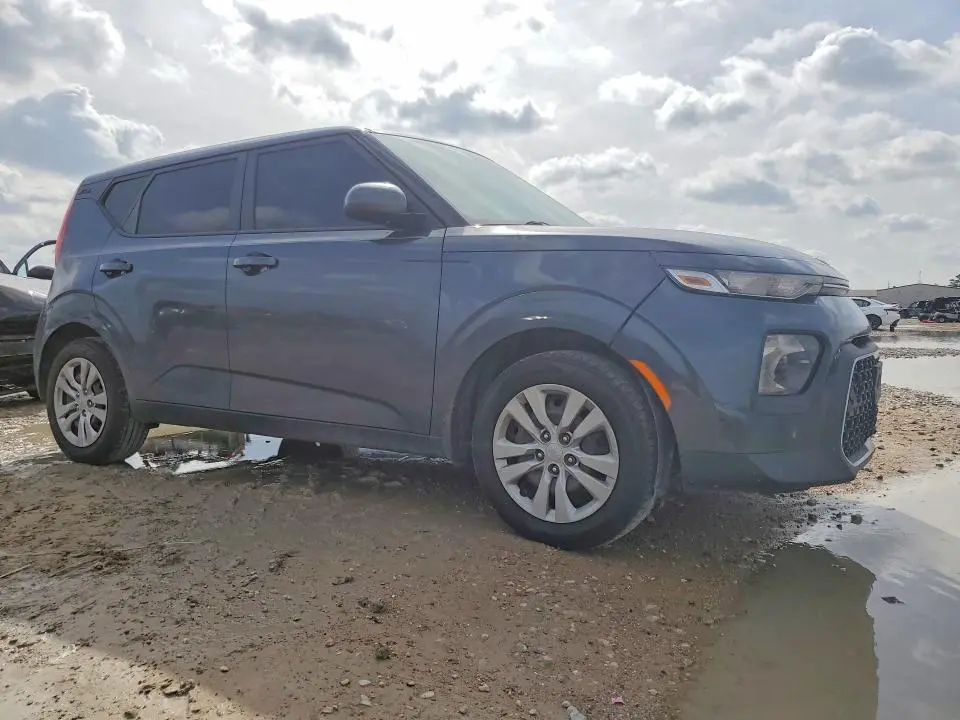 2020 KIA SOUL LX  
