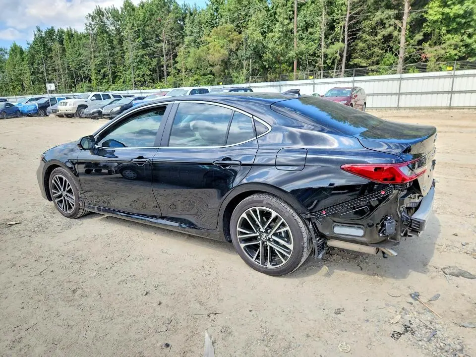 2026 TOYOTA CAMRY XLE  