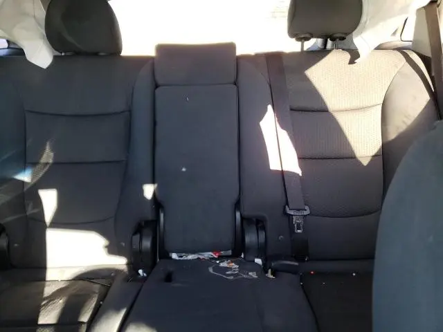 2013 KIA SORENTO LX  