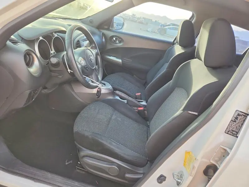 2016 NISSAN JUKE S  